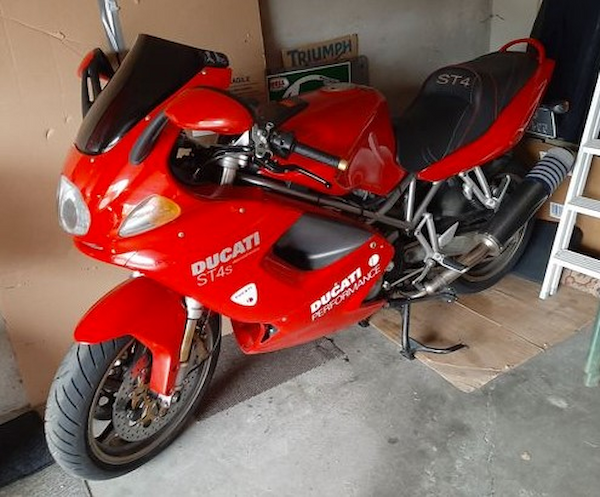 ducati st4